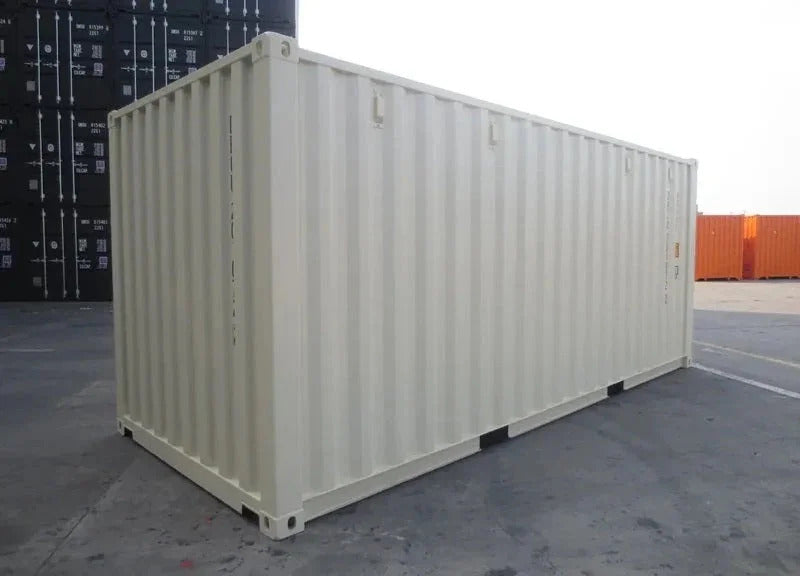 20 Fuß langer, cremeweißer Schiffscontainer, erste Reise