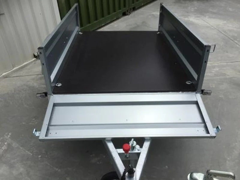 Anhänger Lider Modelo 39220 SARAGOS 500/750 kg